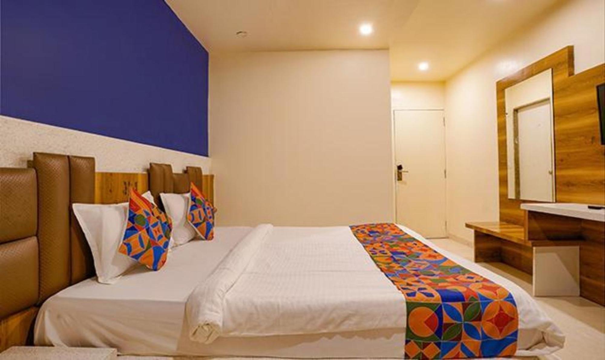 Fabexpress Veera Residency Hotel Bombay Eksteriør billede